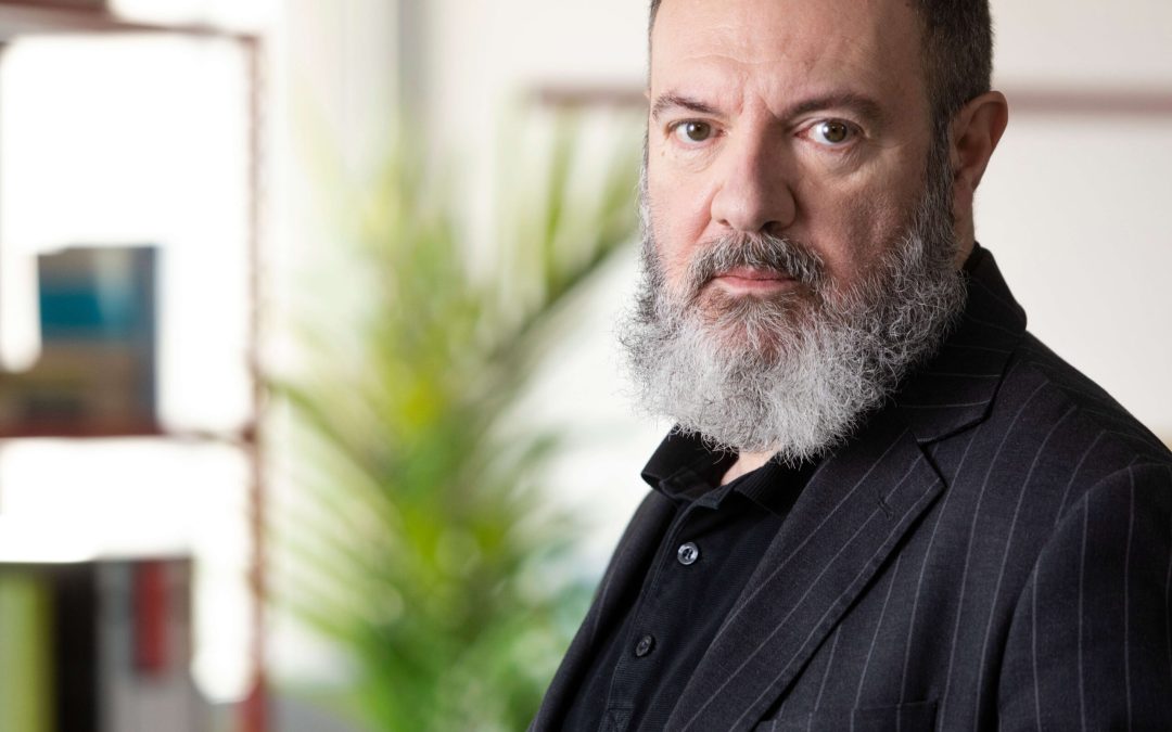 Venerdì 8 maggio: Carlo Lucarelli al Castello di Perno per parlare del femminile nel giallo contemporaneo